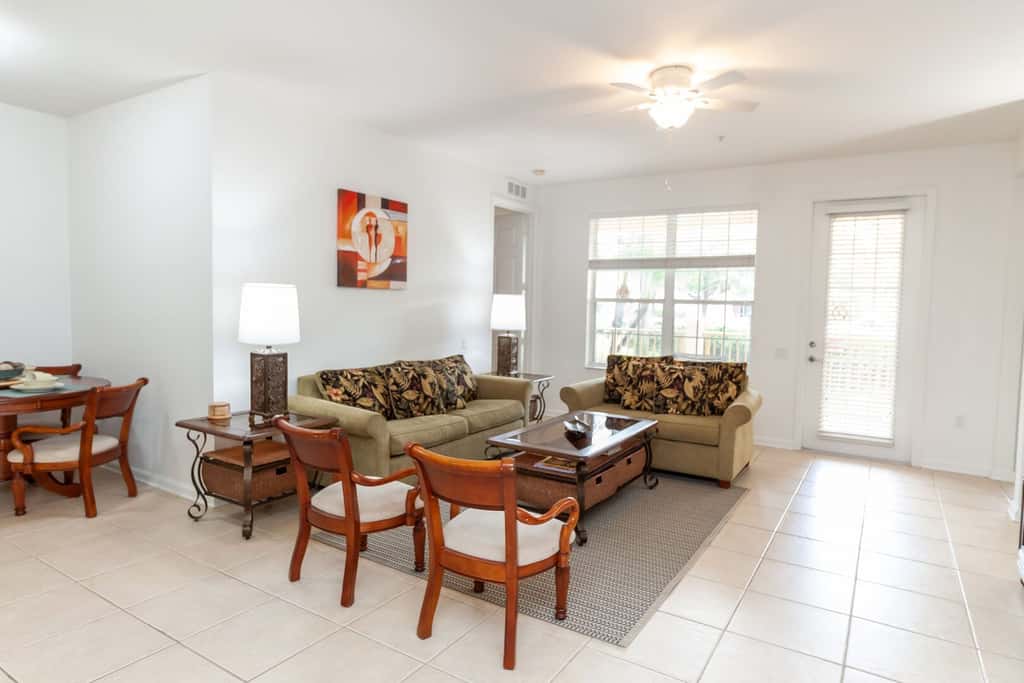 Spacious Condo Close to Universal