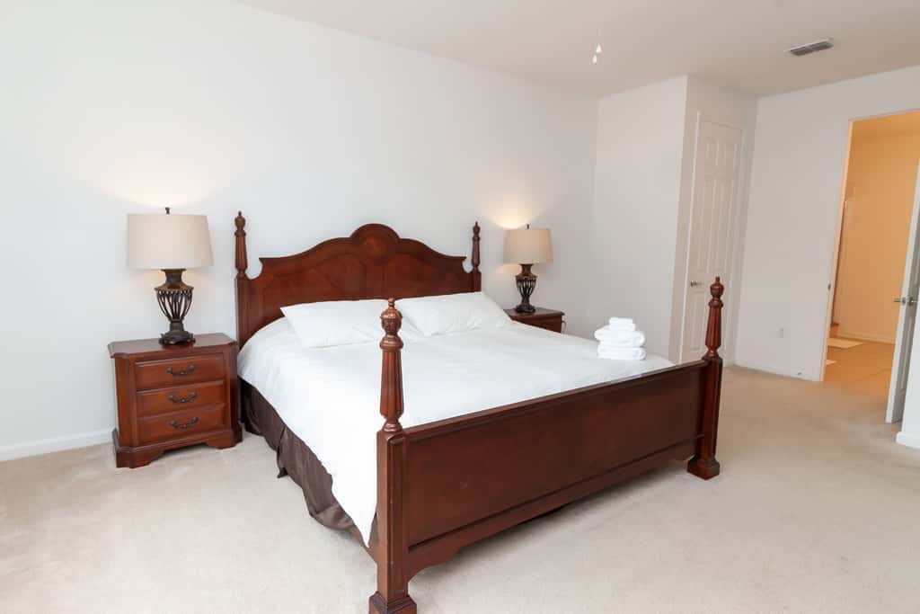 Spacious Condo Close to Universal