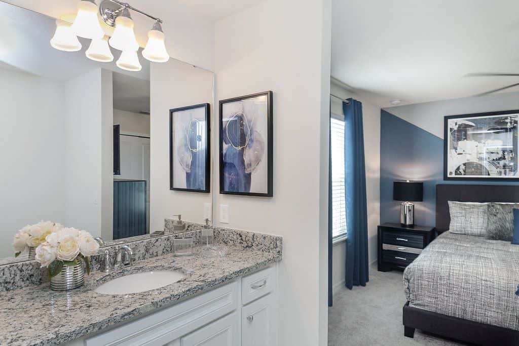 Spacious & Gated House at Davenport