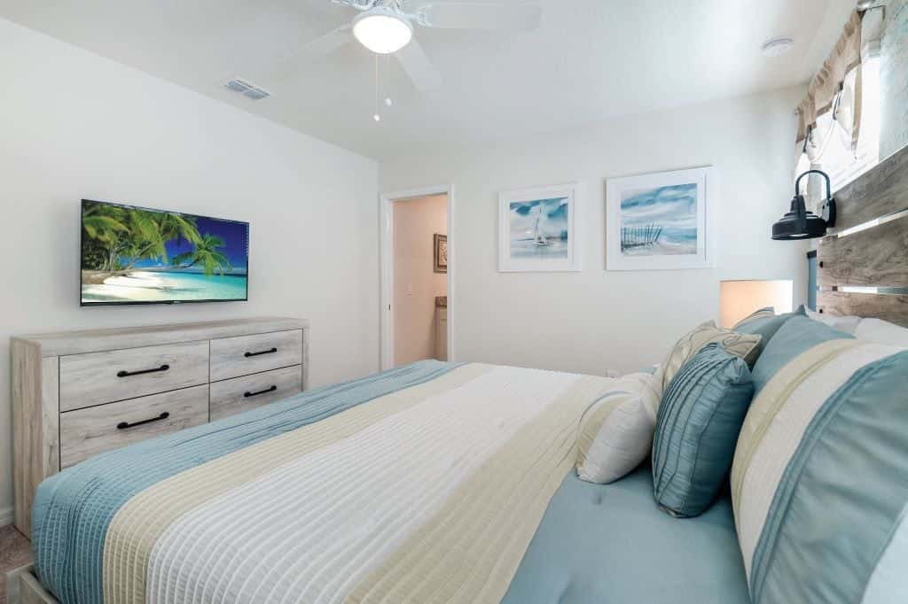 Spacious & Gated House at Davenport