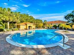 Newly Renovated! Charming Challet at Compass Bay