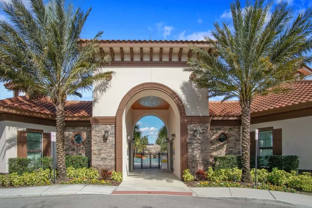Gated Resort Villa - Private Pool