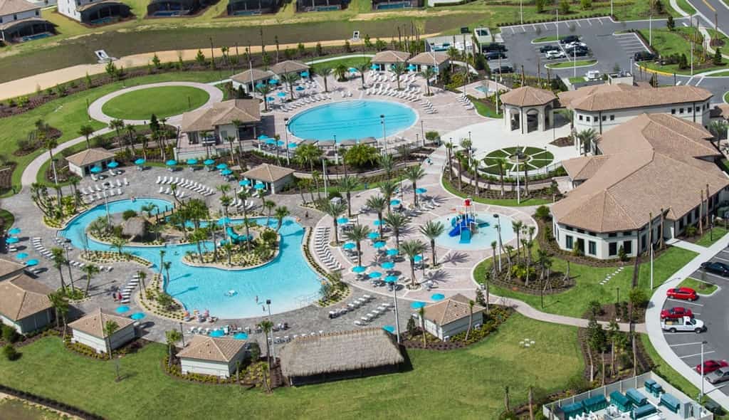 Modern Oasis Near Shopping n Golf Course w Pool