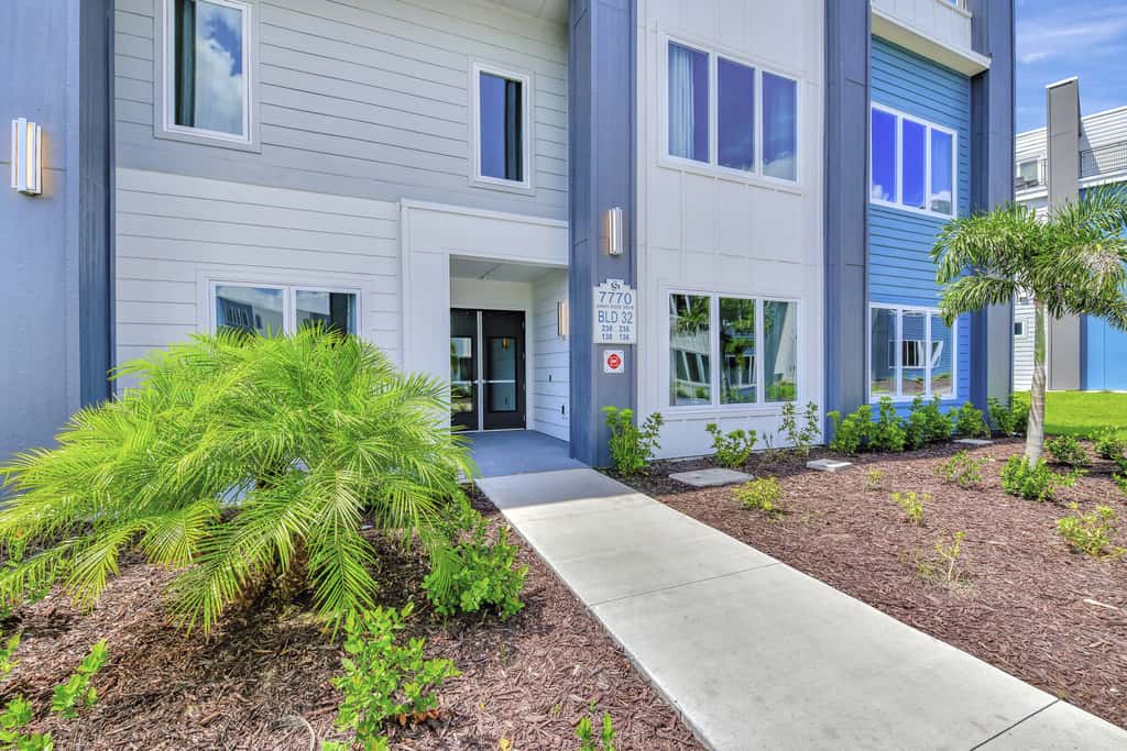 Spacious Group Stay at Reunion