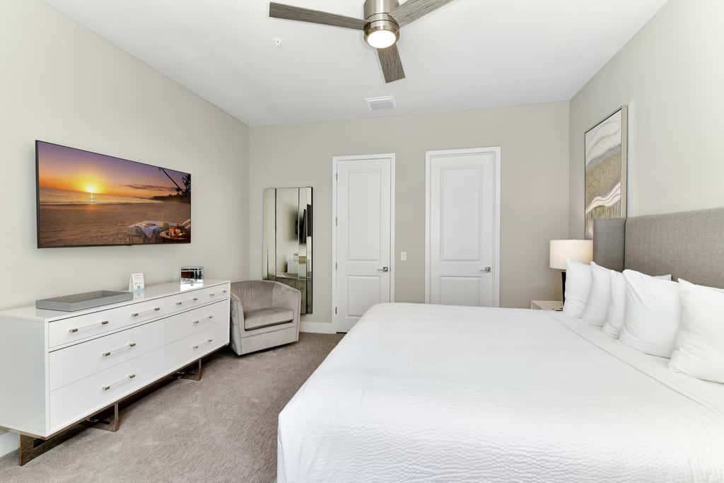 Spacious Group Stay at Reunion
