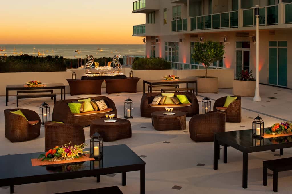 Marina View Apartment w/ Dual Balconies