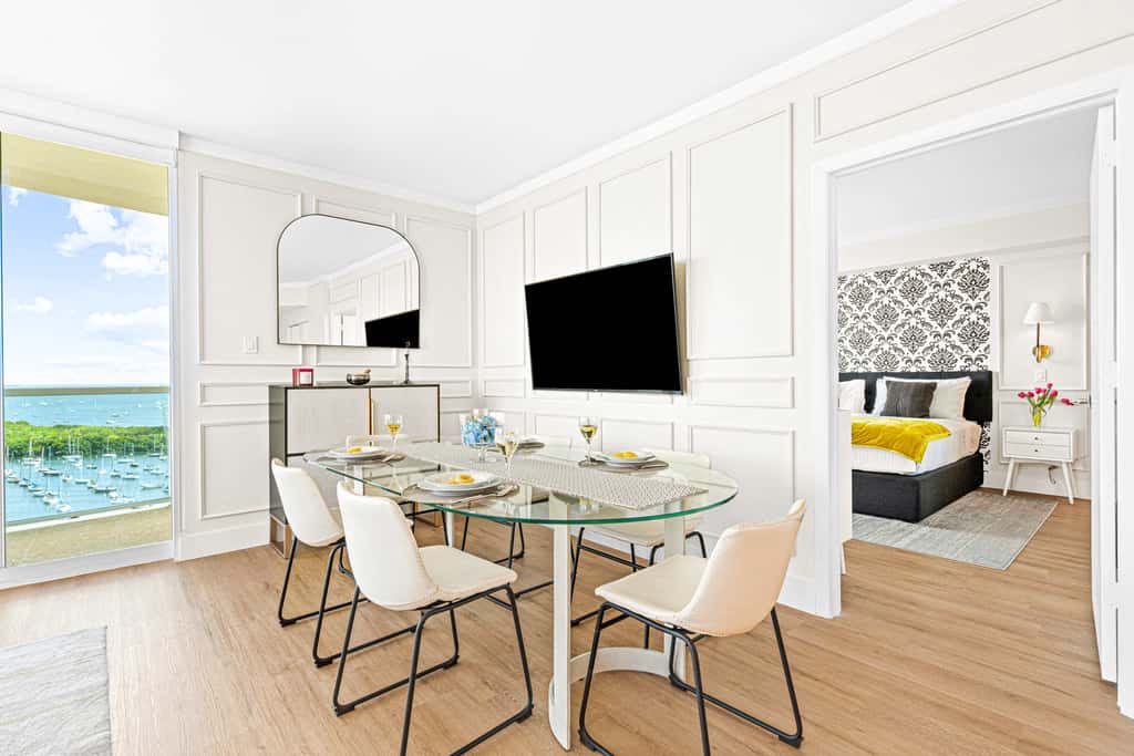 Wraparound Patio Apartment w/ Bay Views