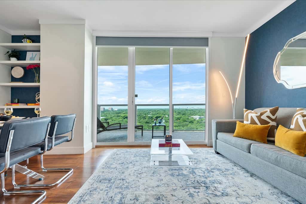 Panoramic View 1BR Apartment - Coconut Grove