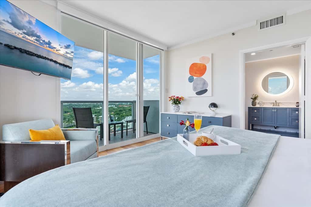 Panoramic View 1BR Apartment - Coconut Grove
