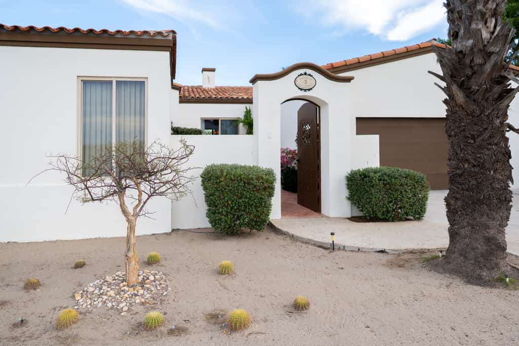 Charming Golf Course View Villa