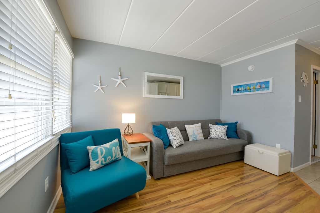 North Wildwood Condo w/ Pool, Walk to Boardwalk!