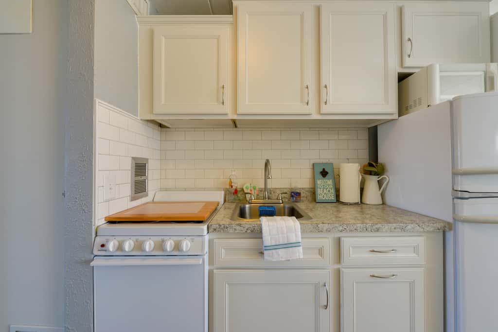 North Wildwood Condo w/ Pool, Walk to Boardwalk!