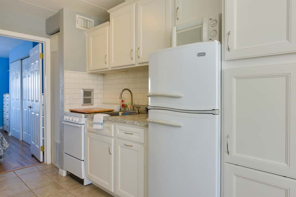 North Wildwood Condo w/ Pool, Walk to Boardwalk!