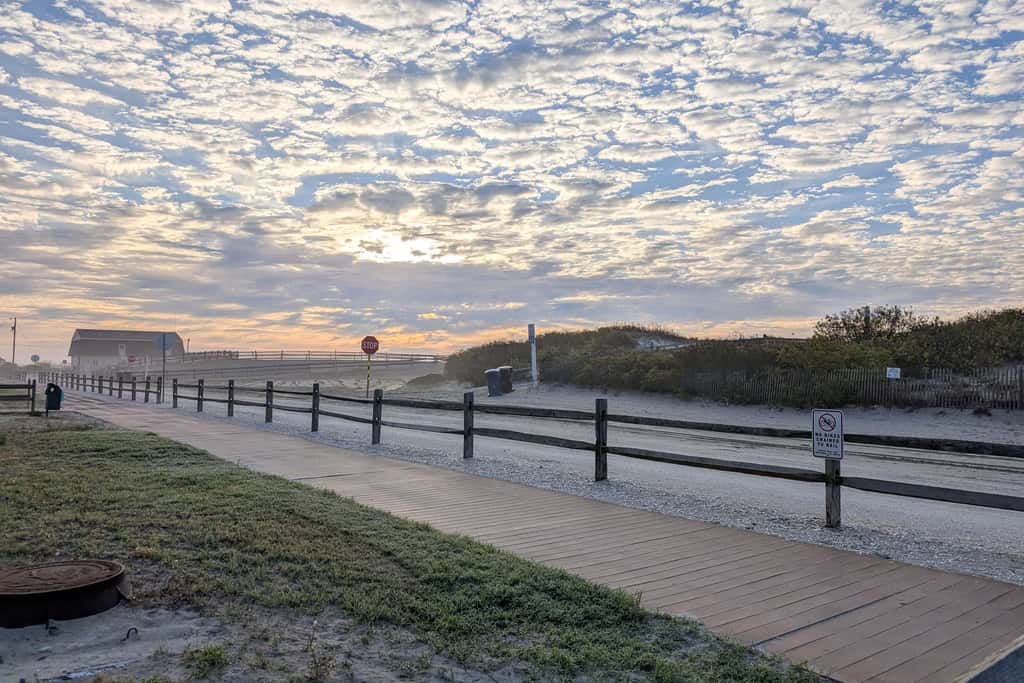 Coastal Condo w/ Pool, 1 Block to Wildwood Beach!