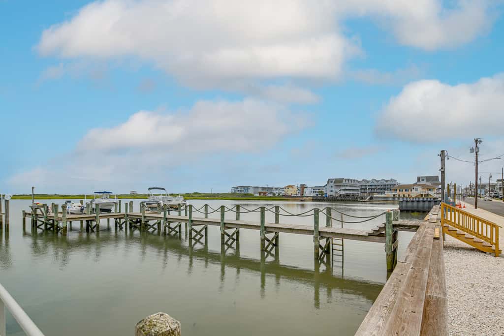 Waterfront Brigantine Home, Walk to Beach!