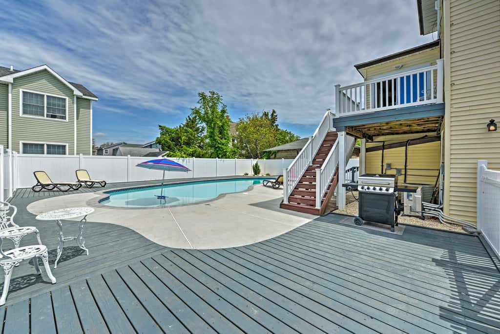 Spacious Wildwood Crest Retreat  - Winter Fun!