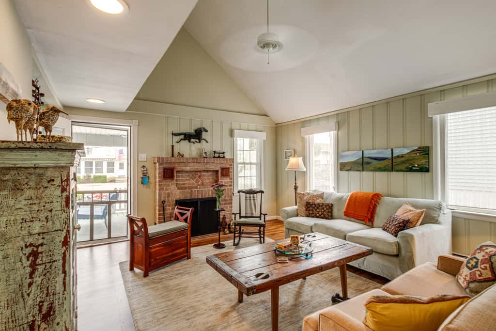 Cozy Beach Getaway ~  6 Mi to Atlantic City!