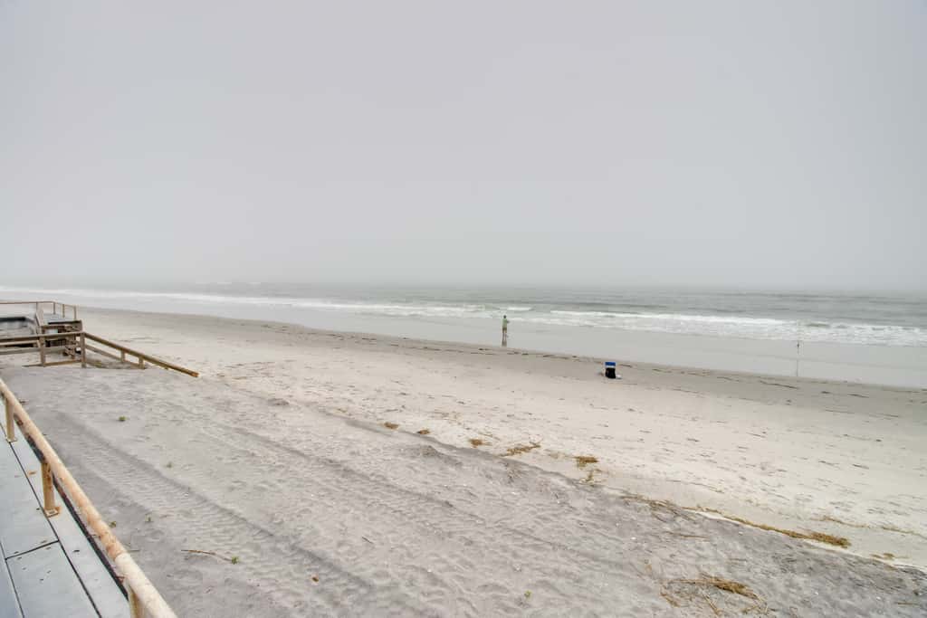 Bayfront Brigantine Escape w/ Porch & Bay Views!