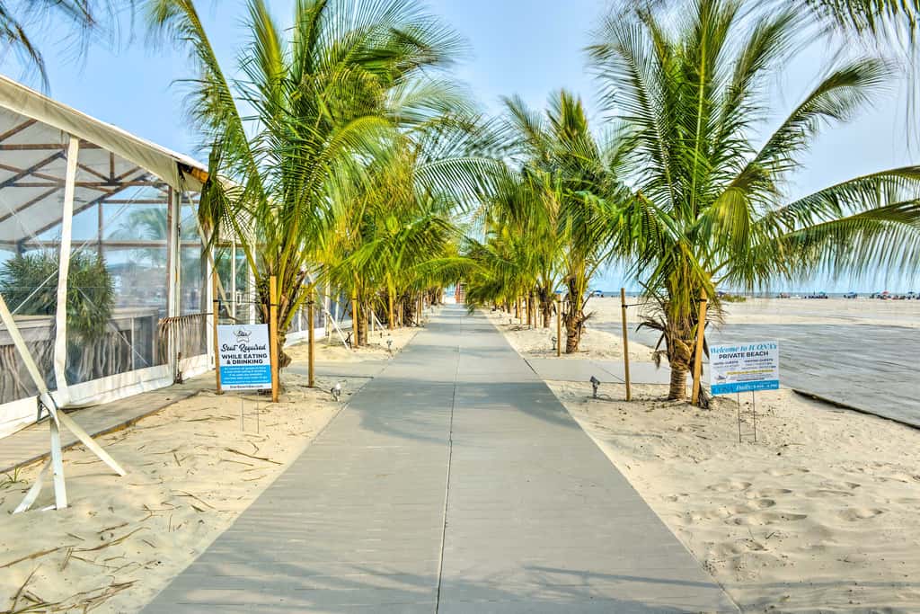 Private Beach! Oceanfront Wildwood Crest Retreat