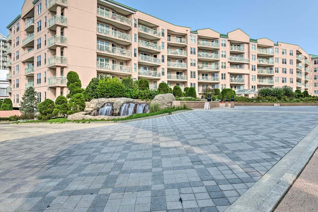 Private Beach! Oceanfront Wildwood Crest Retreat