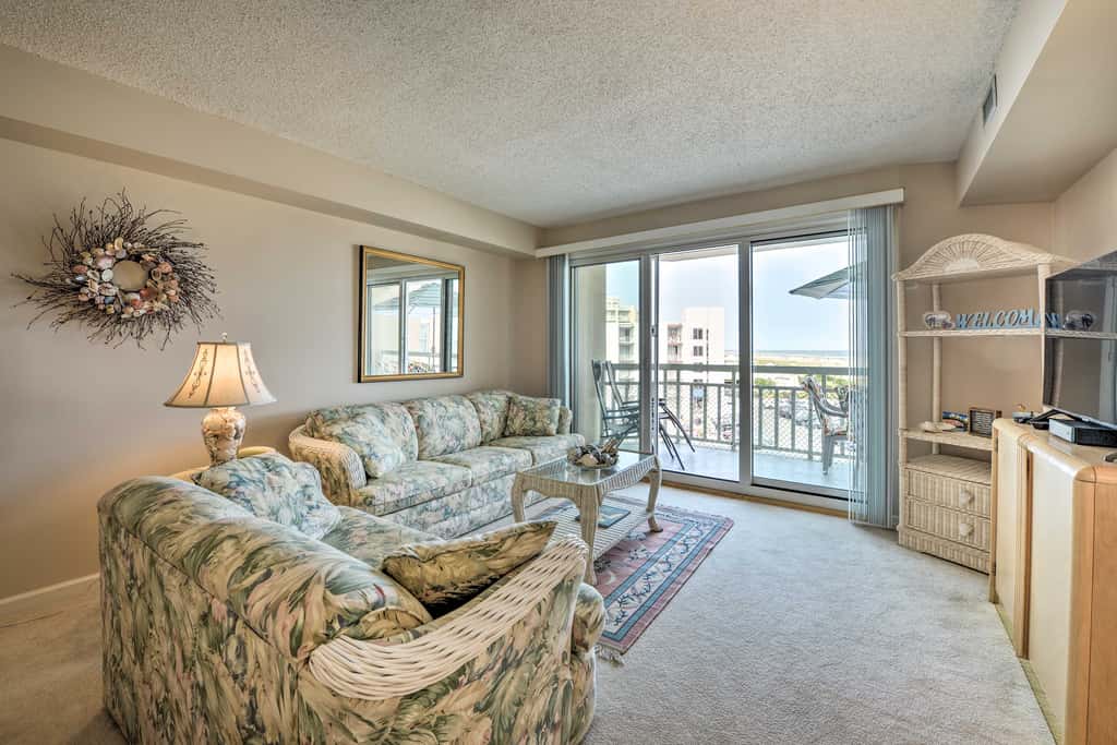 Private Beach! Oceanfront Wildwood Crest Retreat