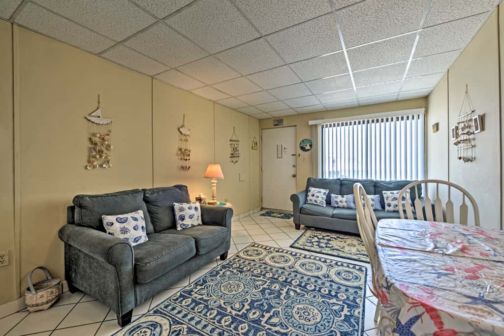 Condo w/ Pool Access on Wildwood Crest Beach!