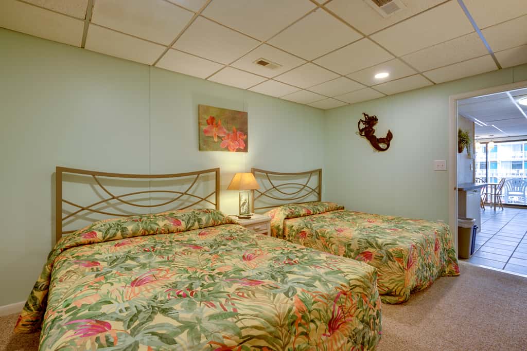 Cozy Oceanfront Condo w/ Pool & Beach Access!