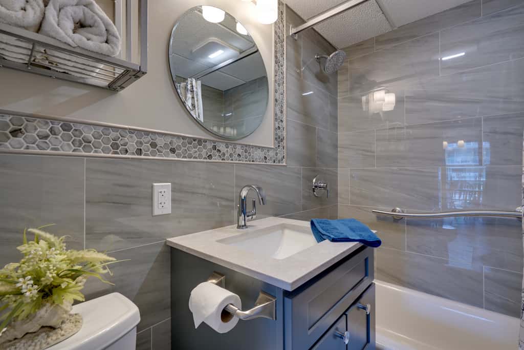 Cozy Oceanfront Condo w/ Pool & Beach Access!