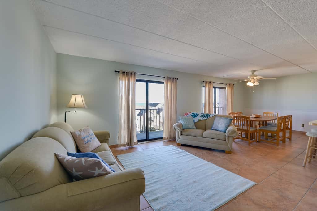 Simple North Wildwood Condo - Steps to Beach!