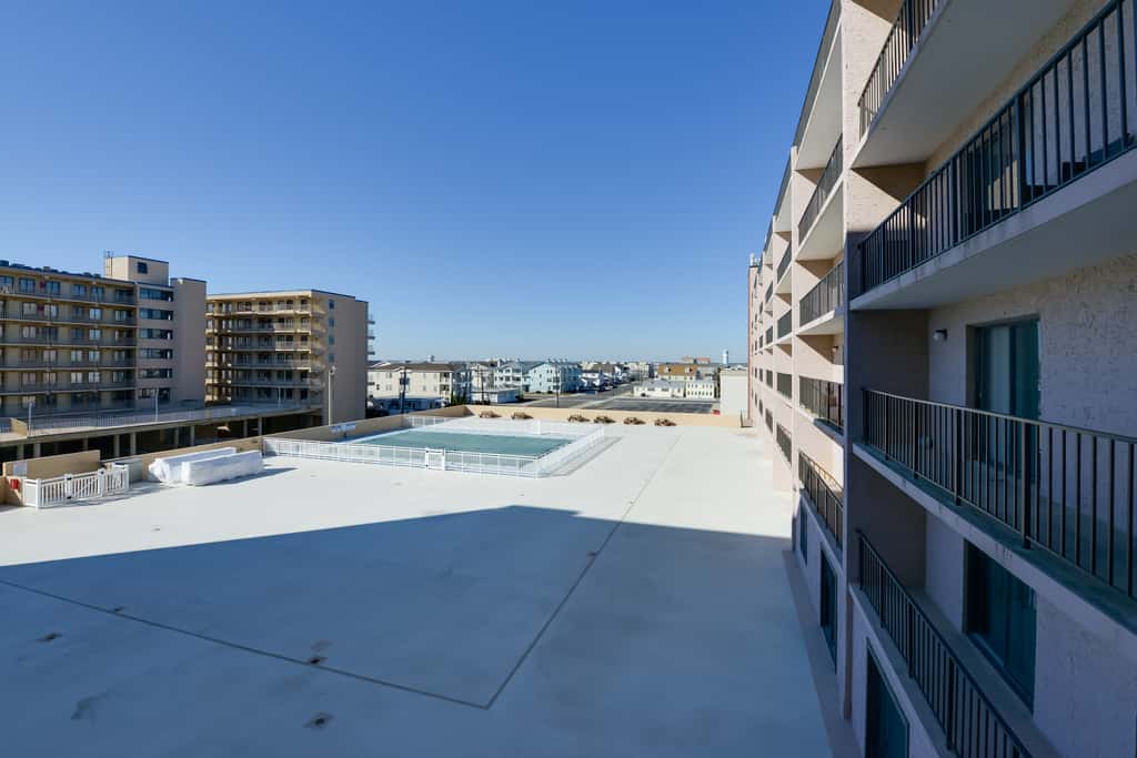 Simple North Wildwood Condo - Steps to Beach!