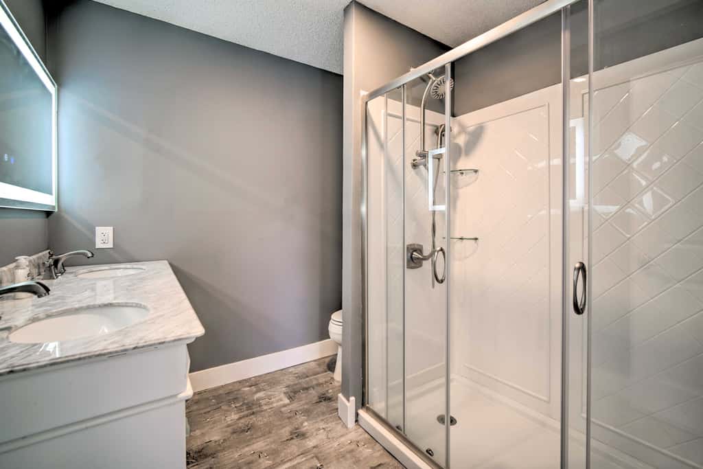 Condo w/ Bay Views ~ 5 Mi to Atlantic City!