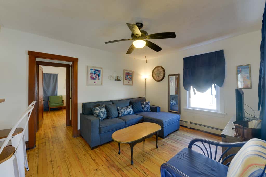 Near Convention Center & Boardwalk! Apt w/ Sunroom