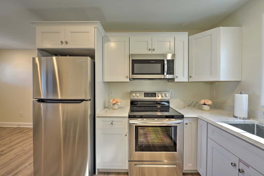 Welcoming Wildwood Condo ~ 1 Block to Beach!