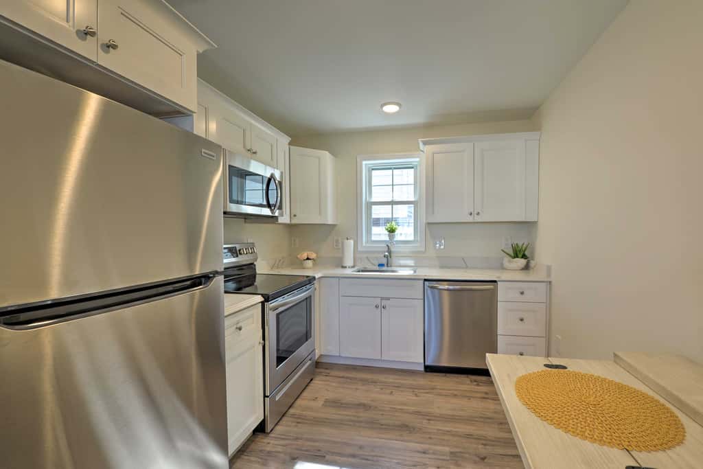 Welcoming Wildwood Condo ~ 1 Block to Beach!