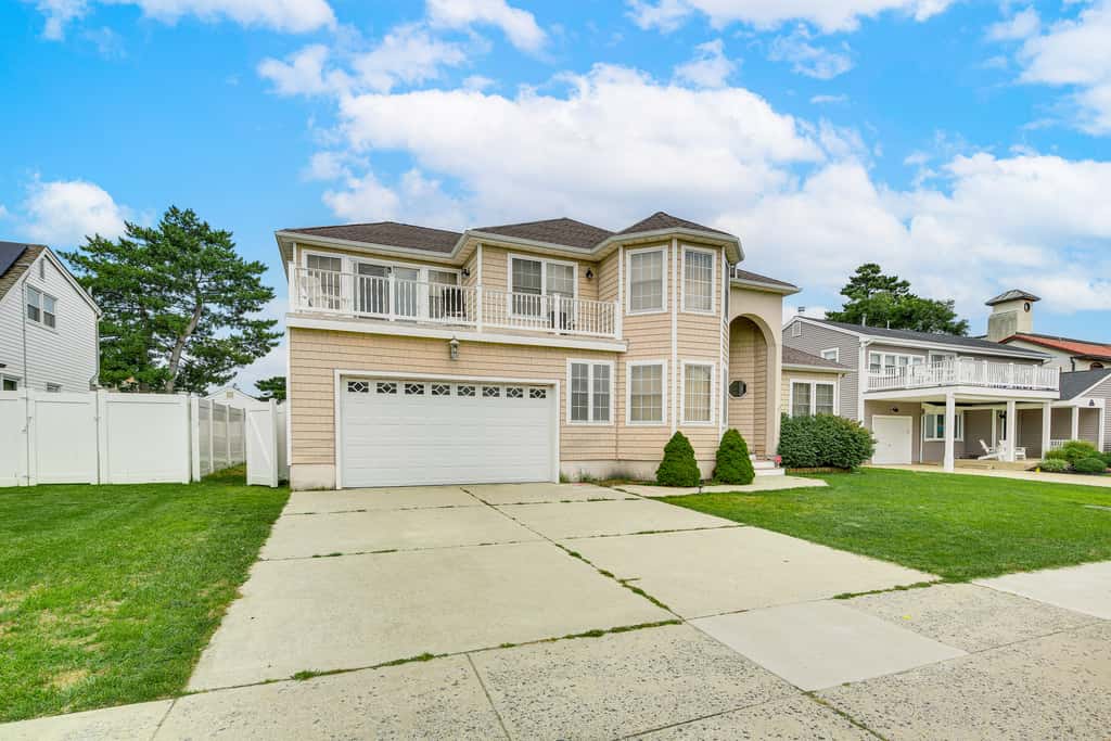 Spacious Brigantine Home ~ 1 Block to Beach!