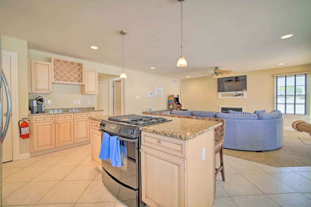 Spacious Brigantine Home ~ 1 Block to Beach!