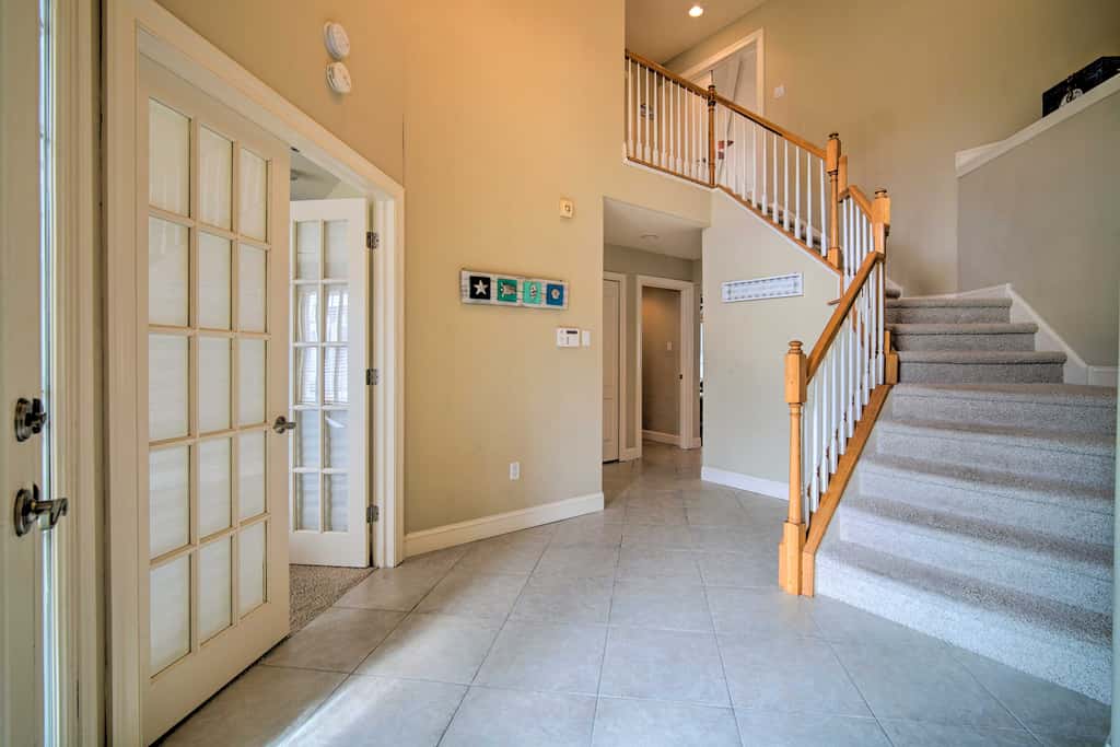 Spacious Brigantine Home ~ 1 Block to Beach!