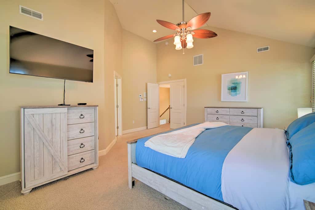 Spacious Brigantine Home ~ 1 Block to Beach!