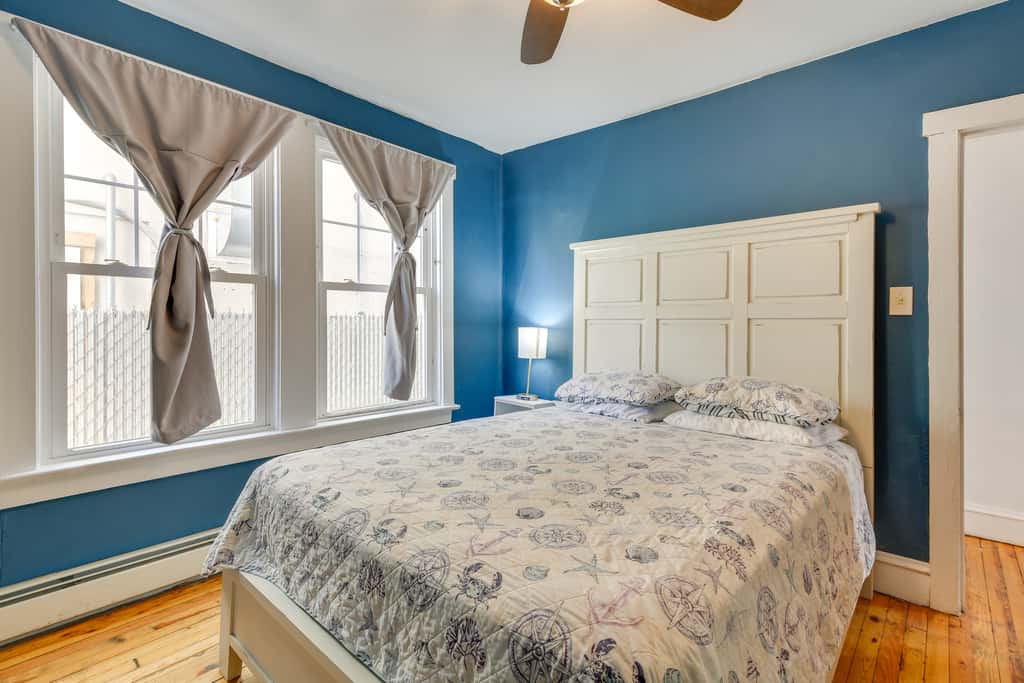 Walk to Convention Center & Boardwalk! Family Apt