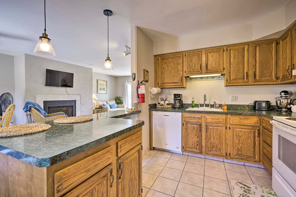 Brigantine Retreat w/ Balconies - Walk to Beach!