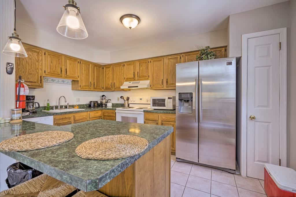 Brigantine Retreat w/ Balconies - Walk to Beach!