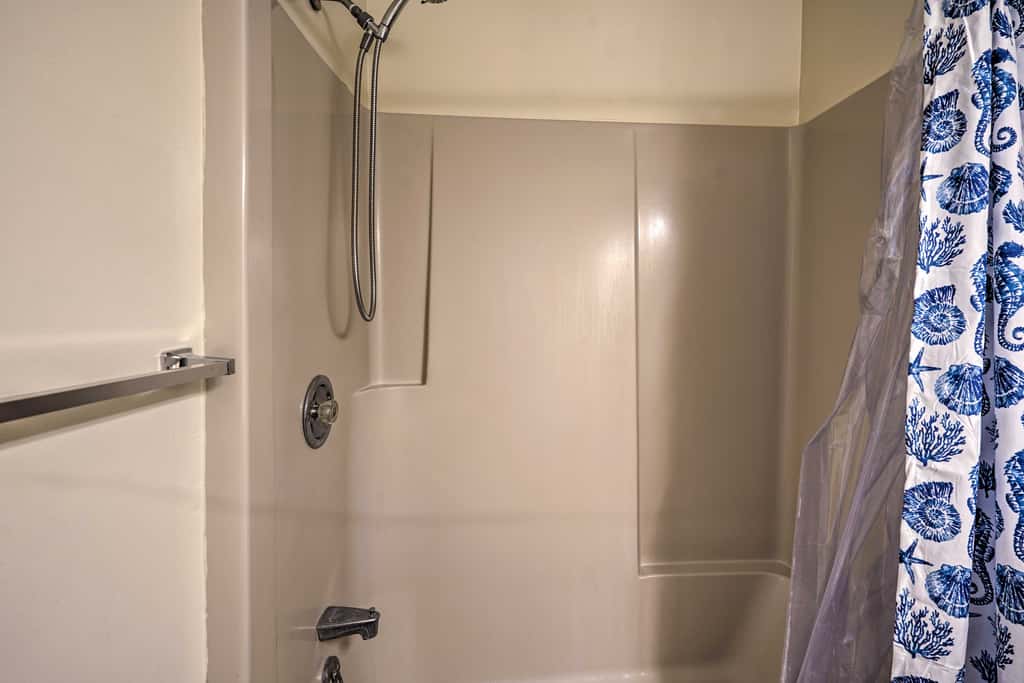 Brigantine Retreat w/ Balconies - Walk to Beach!