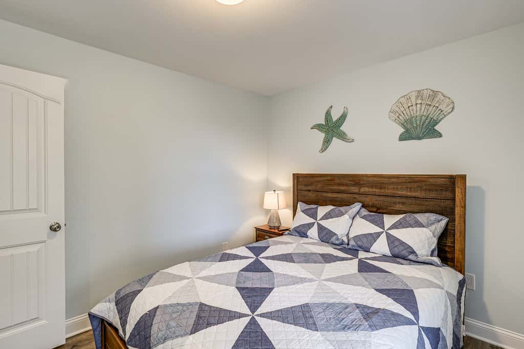 Wildwood Condo w/ Pool Access, Walk to Beach