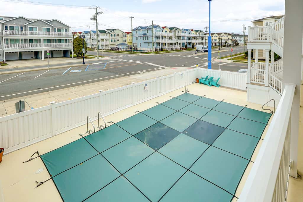 Wildwood Condo w/ Pool Access, Walk to Beach