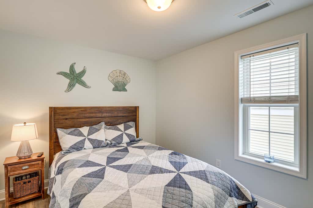 Wildwood Condo w/ Pool Access, Walk to Beach