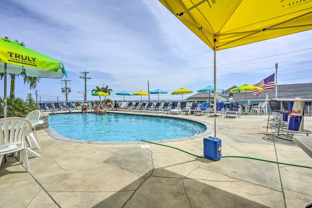 North Wildwood Condo - Beach Across Street!