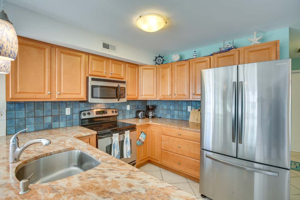North Wildwood Condo - Beach Across Street!
