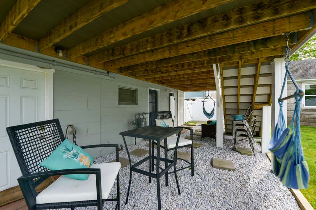 North Wildwood Home w/ Porch ~ 3 Blocks to Beach!