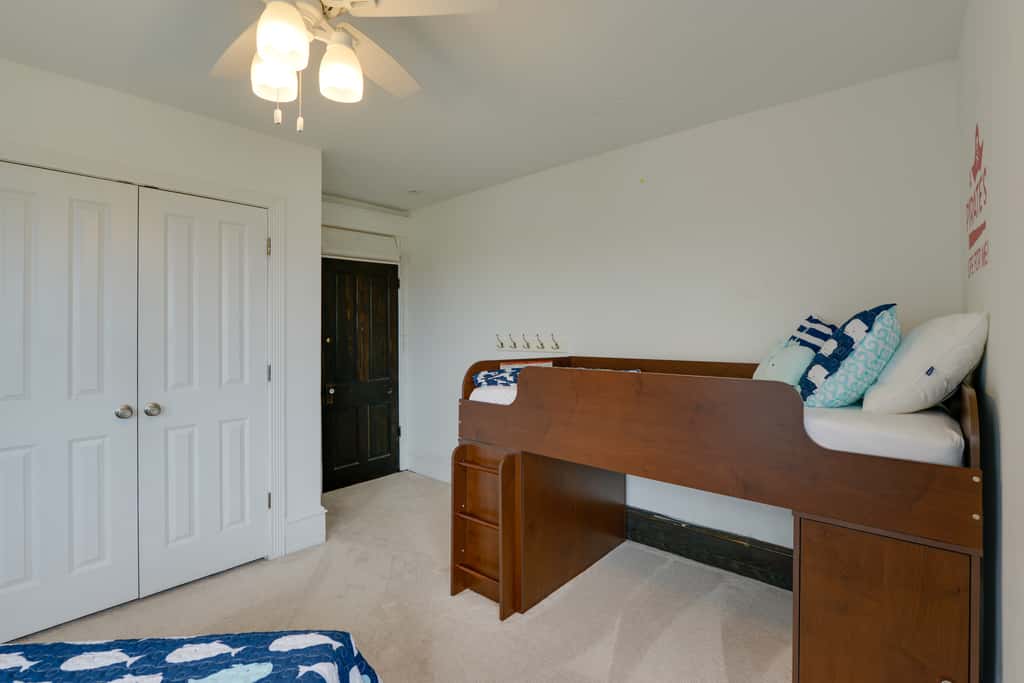 North Wildwood Home w/ Porch ~ 3 Blocks to Beach!
