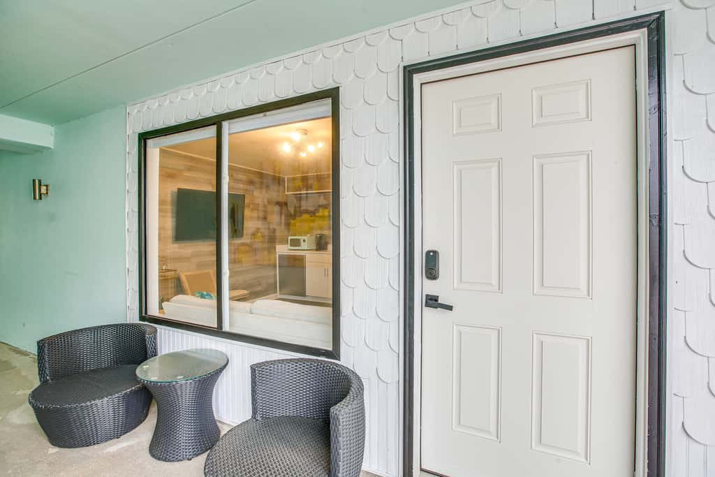 Wildwood Condo: Community Pool, Walk to Beach!